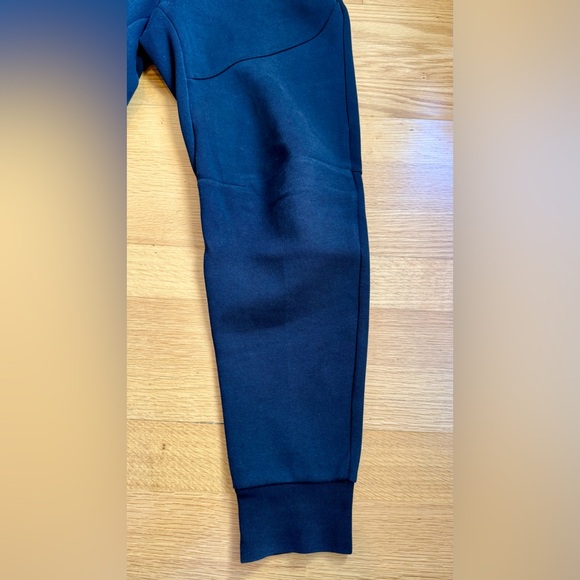 Nike Sportswear Tech Fleece Mens Small Black Joggers Zip Pocket CU4495-010 - Picture 6 of 16